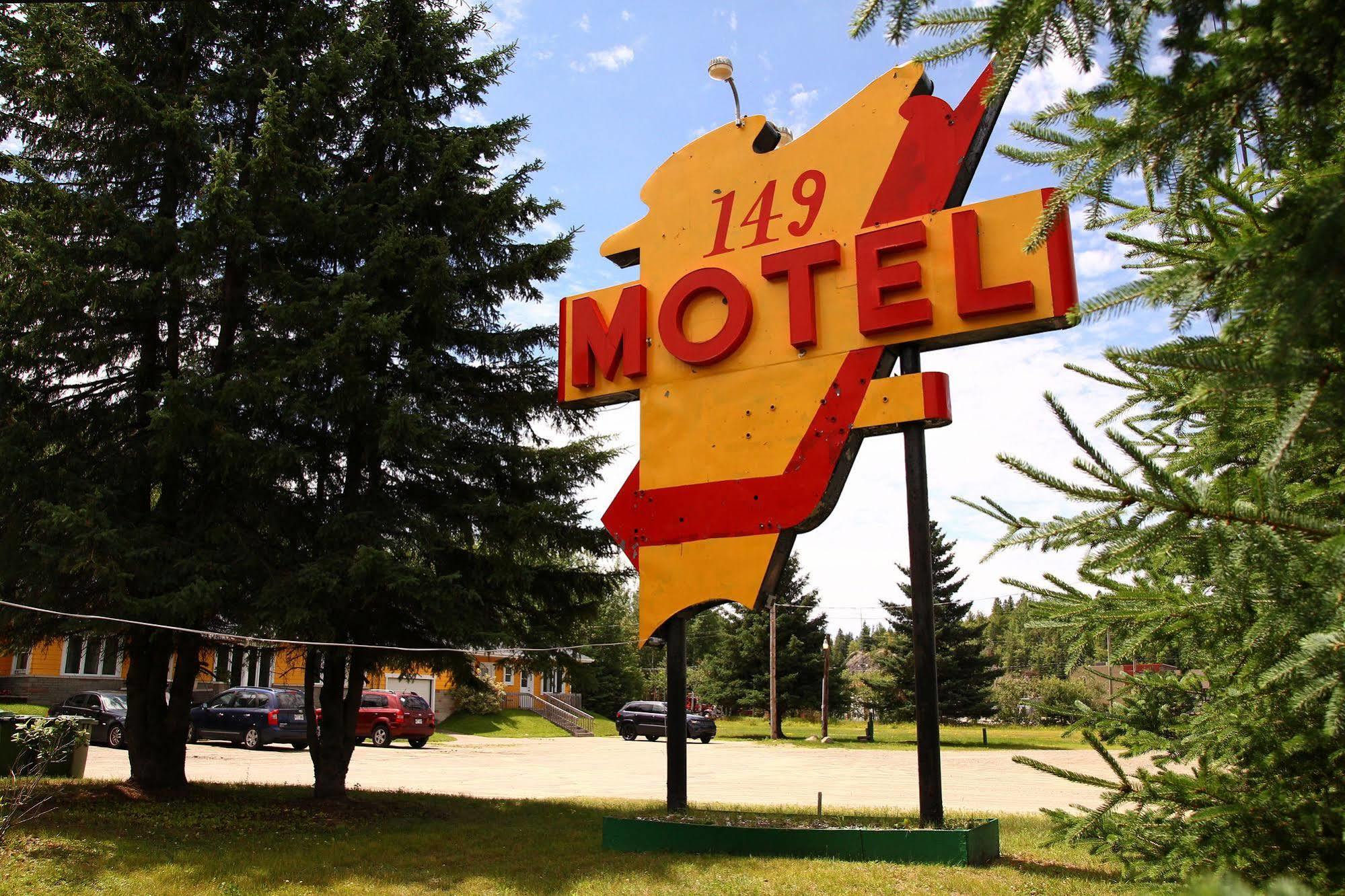 Motel 149 Монт-Тремблант Екстериор снимка
